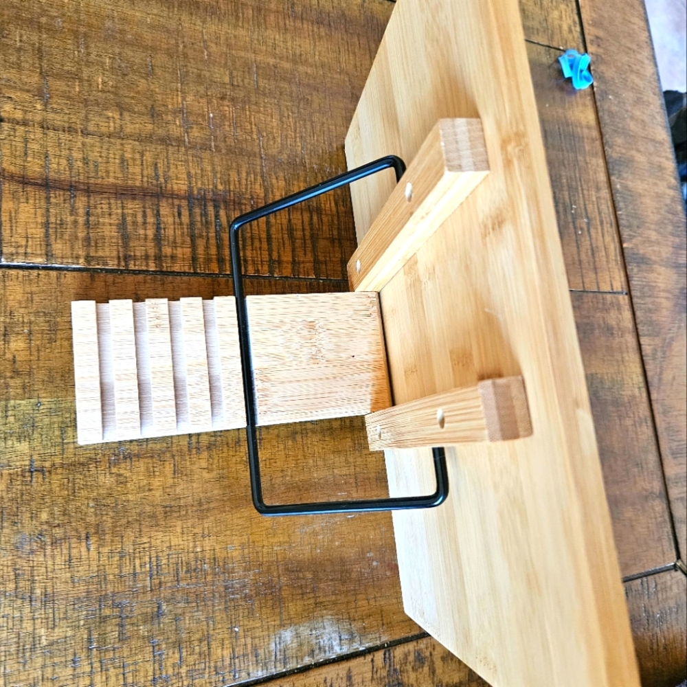 WW WEIGHT WATCHERS ADJUSTABLE BAMBOO BOOK STAND, TABLET OR COOKBOOK STAND $8 ea.
